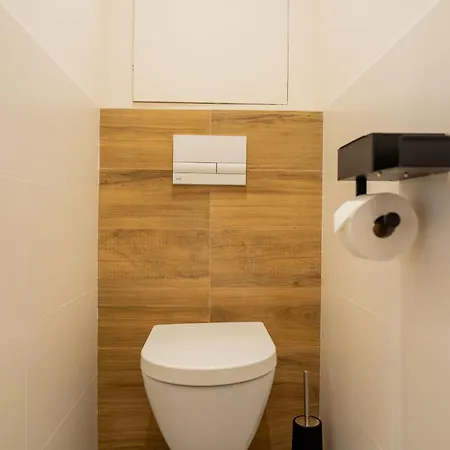 Apartmoments Juzna Trieda - 2 Bedrooms, Free Parking