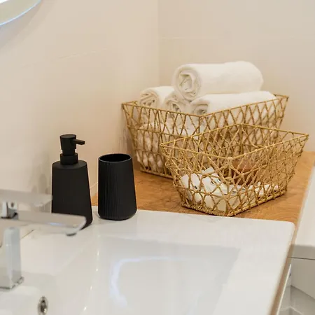 Apartmoments Juzna Trieda - 2 Bedrooms, Free Parking